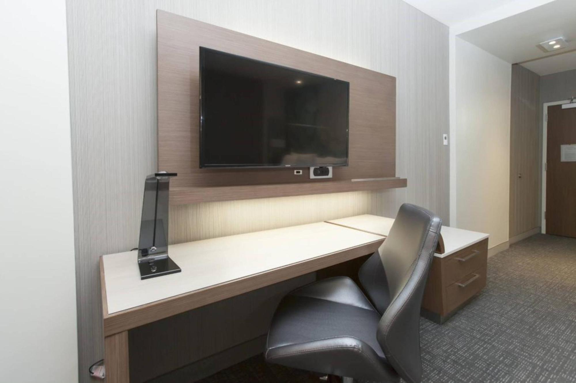 Courtyard By Marriott Houston City Place Spring Extérieur photo