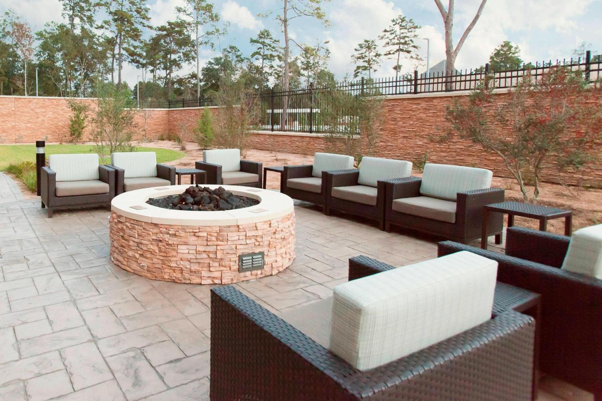 Courtyard By Marriott Houston City Place Spring Extérieur photo